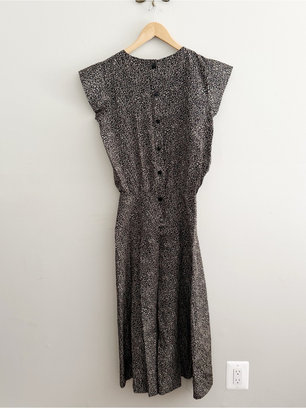 Vintage Handmade Lightweight Summer Dress - Picture 7 of 7